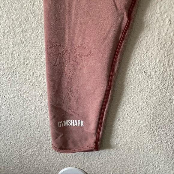 Gymshark Studio Leggings Women’s 28” Waist Pink Mandala Detail Print Activewear - Picture 9 of 12